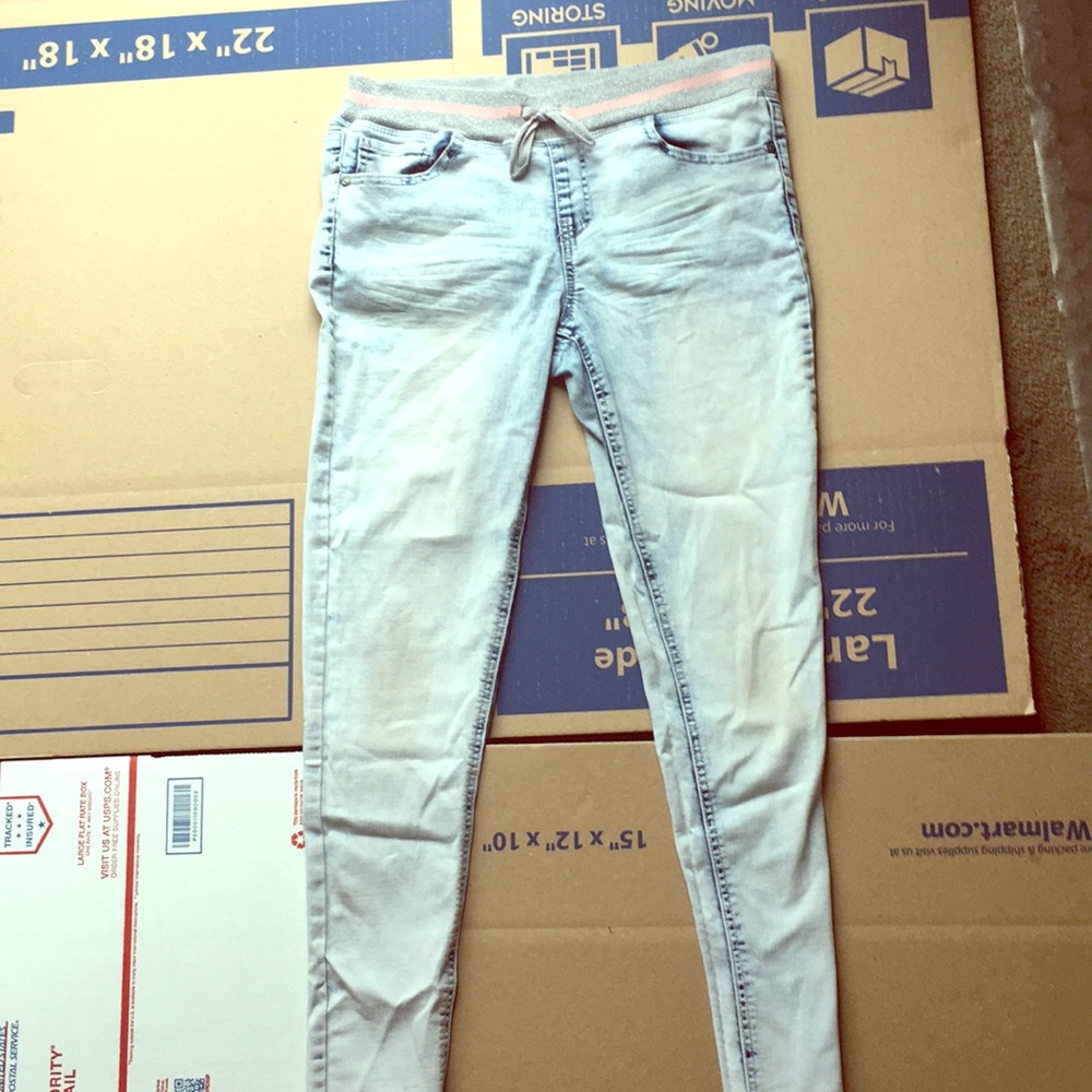 Jeans